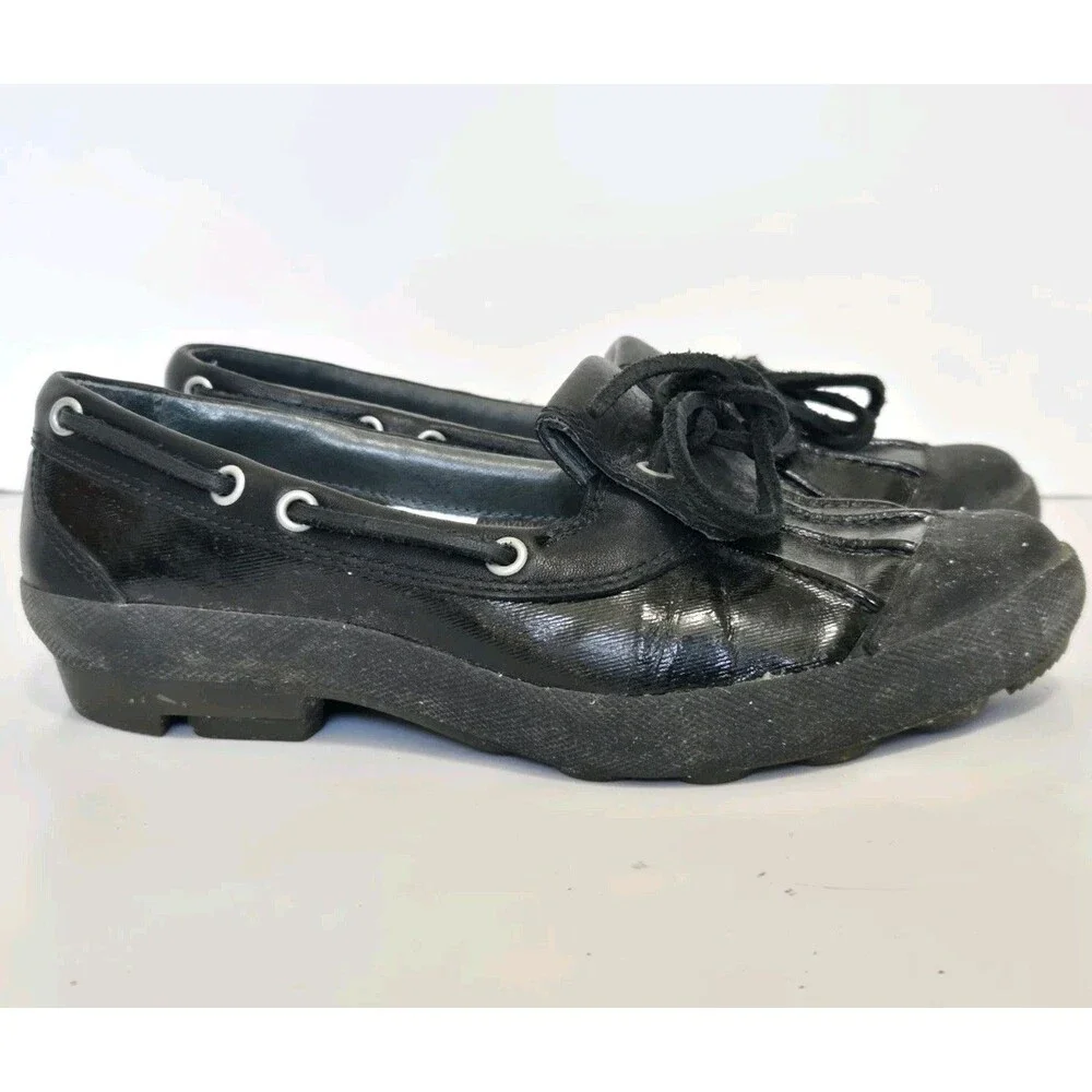 UGG Australia Shoes Womens 6.5 Black Patent Leather Shearling Duck Boat 1001768